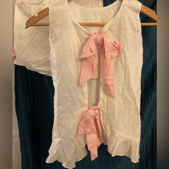 NWT dress open back with shorts - Picture 7 of 7